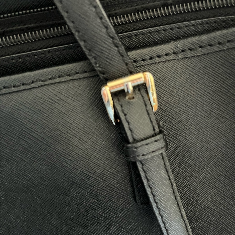 Michael Kors Computer Bag - Picture 6 of 7